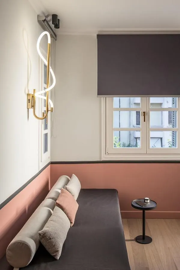 72 Ad Suites Thessaloniki