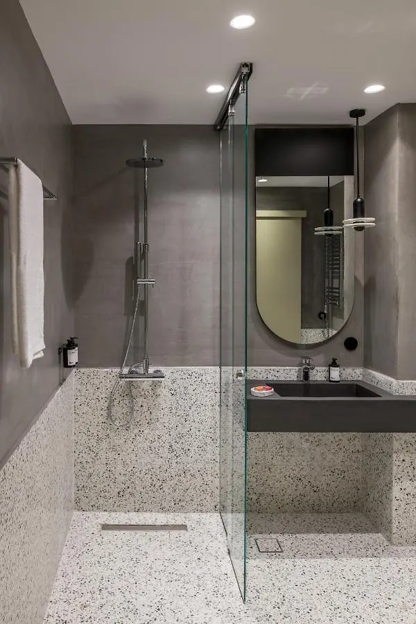 72 Ad Suites Thessaloniki Bed & Breakfast