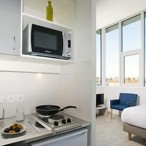 Sejours & Affaires Paris-davout 3*, Paris Fransa