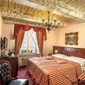 Hotel U Zlateho Stromu ****